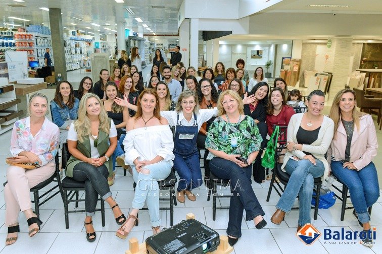 Papo café BALAROTI reúne influenciadores de arquitetura e decoração