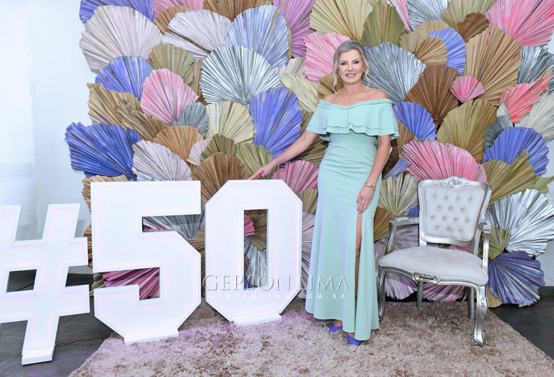 MARILDA PEREIRA FAZ 50 ANOS