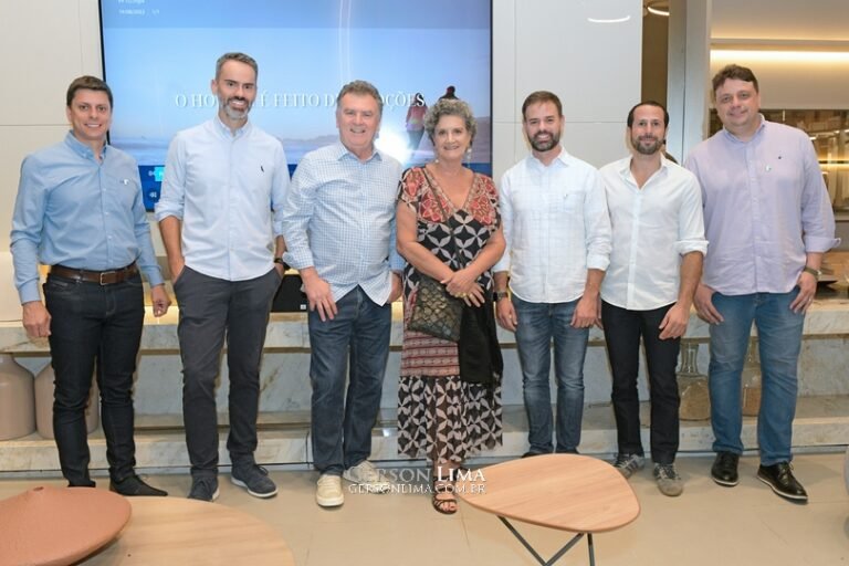 Confraria Imobiliária de Curitiba recebe convidados ilustres