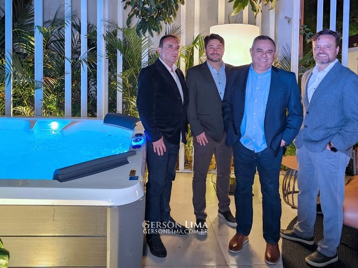 Desjoyaux Piscinas e Axell, na CASACOR PARANÁ