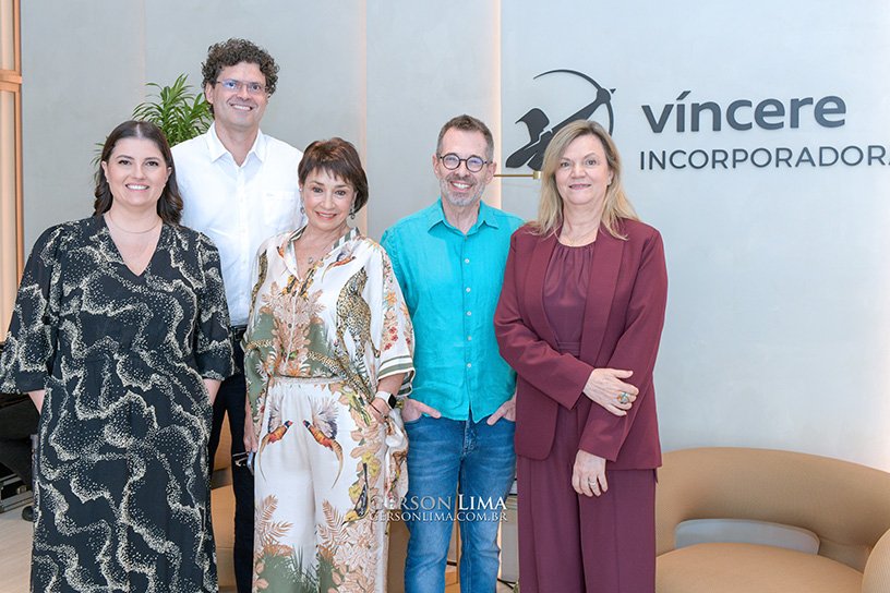 Arte Batel recebe exposição “Entre Jardins e Memórias”, de Juliane Fuganti